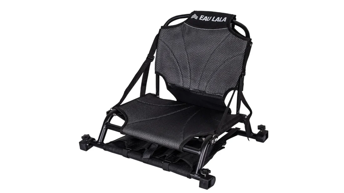 Siege-aluminium-sueleve-02 Siège ajustable en aluminium surélevé pour kayak vu de biais