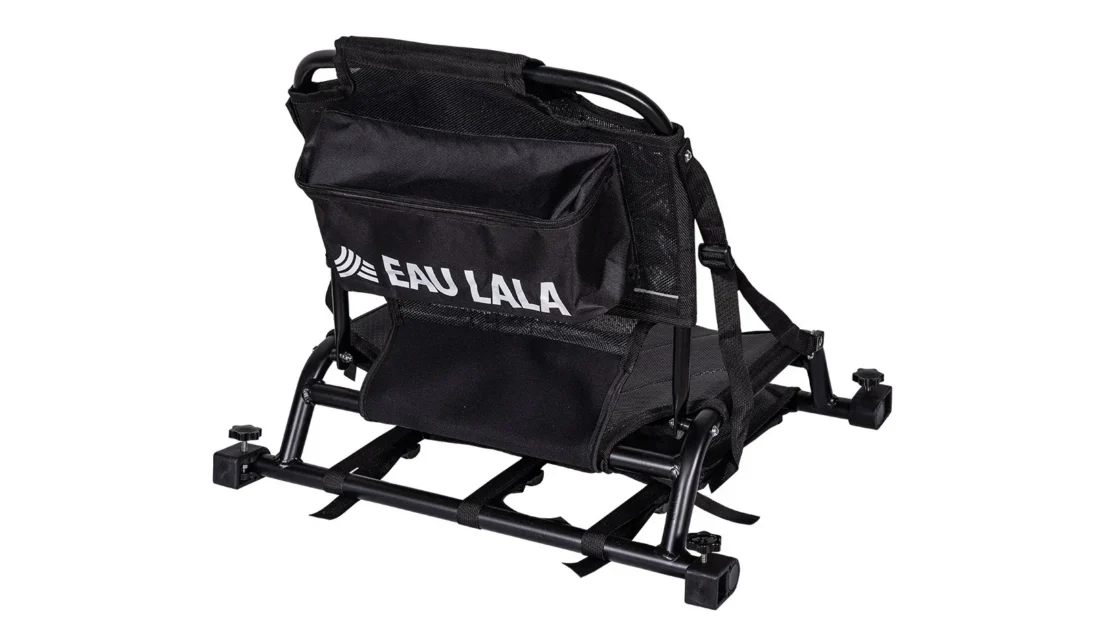 Siege-aluminium-sueleve-03 Siège ajustable en aluminium surélevé pour kayak de pêche vu de dos